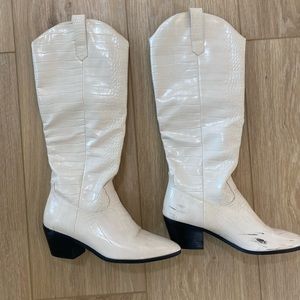 Billini- White “Howie boots”